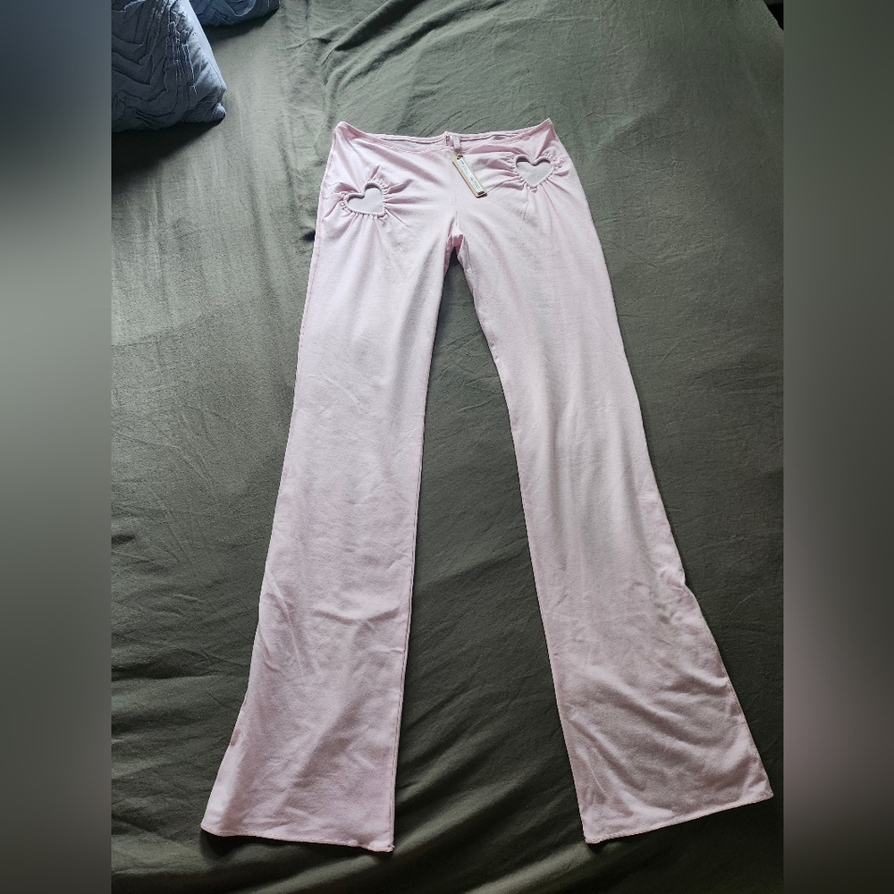 SKIMS New With Tags Pink Heart Cutout Flared Legging, Size L
